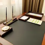 Hotell Beskyd - *